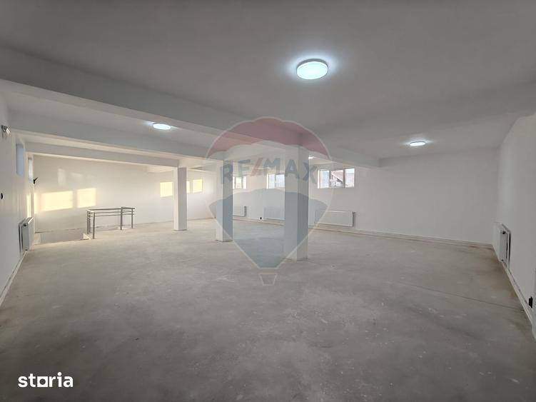 Spațiu comercial, de 535.37 mp, în Central