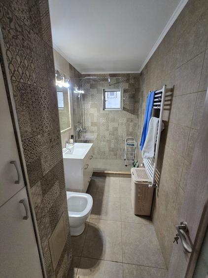 Exclusivitate - Casa de Cultura -Piata Balada - 2 camere decomandat - 18