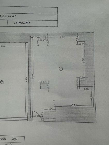 De inchiriat spatiu comercial in piata centrala din Tg jiu parter 32mp - 3