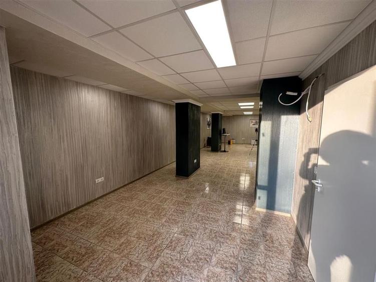 SPATIU COMERCIAL  716 MP CU TEREN 1283 MP DE VANZARE/ INCHIRIERE  50/100/200 MP - 6