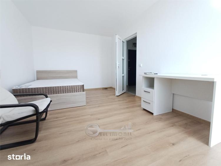 Apartament cu 3 camere decomandat în Tătărași