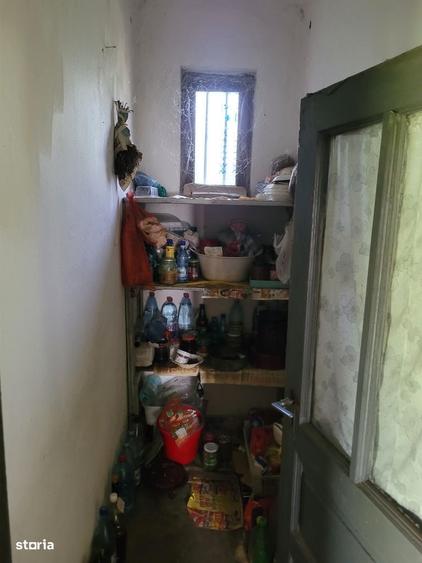 Casă cu 3 camere în Răzvad