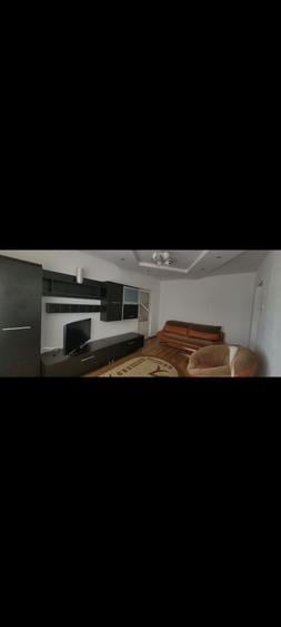 Apartament cu 2 camere semidecomandat în Micro 6