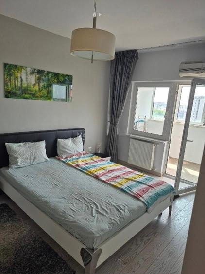 Apartament cu 2 camere decomandat în Drumul Taberei