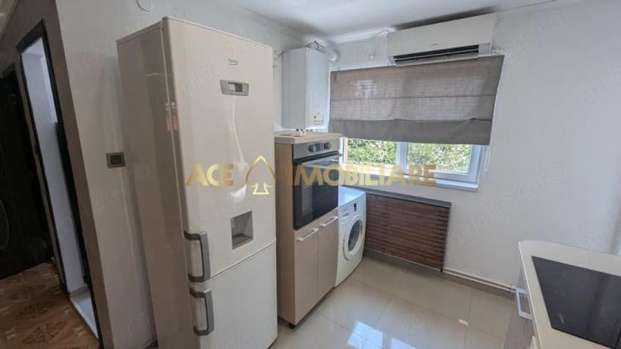 Apartament cu 3 camere decomandat, mobilat în Mihai Bravu