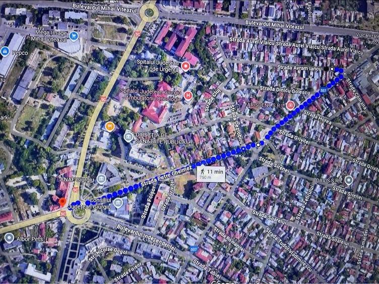 Casă cu 3 camere cu Teren 131 Mp în Central