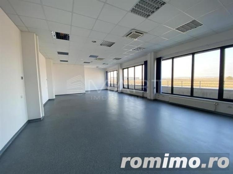 Spațiu comercial, de 150 mp, în Vest