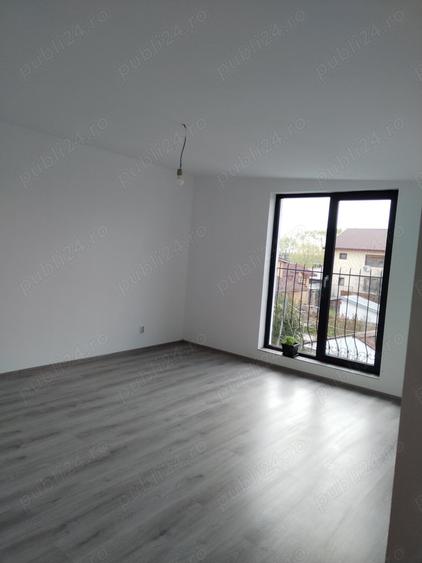 Casă cu 5 camere în Central