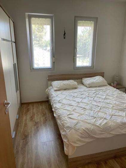 Apartament cu 3 camere decomandat în Utvin