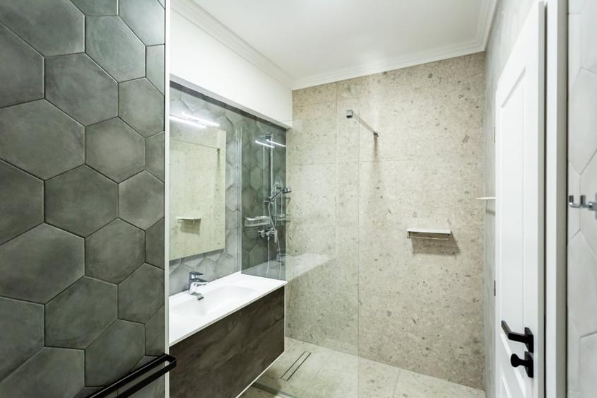 Apartament cu 2 camere decomandat, mobilat în Calea București