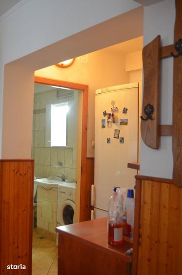 Apartament cu 2 camere în Cezar Petrescu