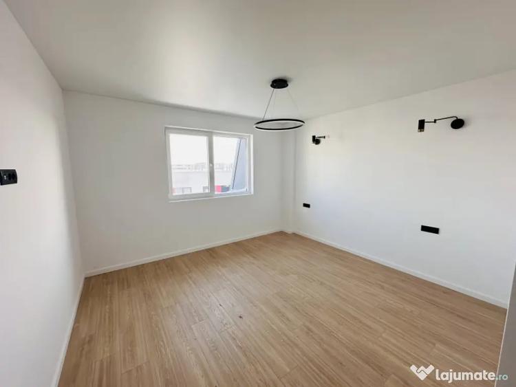 Apartament cu 4 camere decomandat în Chiajna