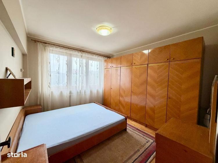 Apartament cu 3 camere decomandat în Central