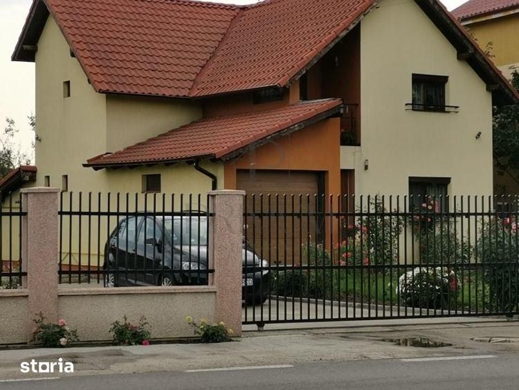 Casă cu 4 camere cu Teren 560 Mp în Sânmihaiu Român