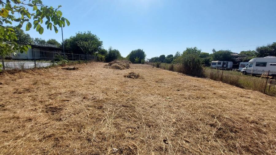 Teren agricol intravilan de 1000 mp, în Central