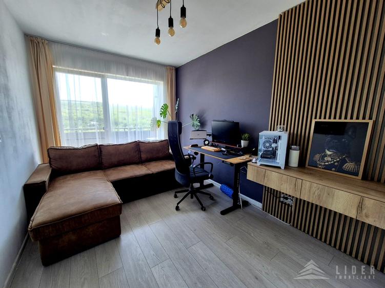 Apartament cu 3 camere semidecomandat, mobilat în Gheorgheni