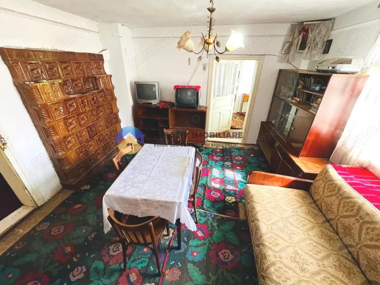 Casă cu 2 camere cu Teren 7702 Mp în Bodești