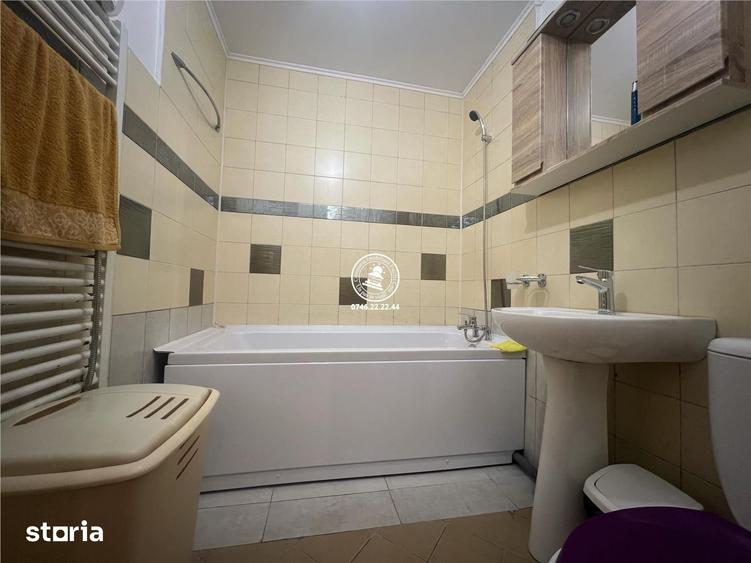 Apartament cu 3 camere decomandat în Frumoasa
