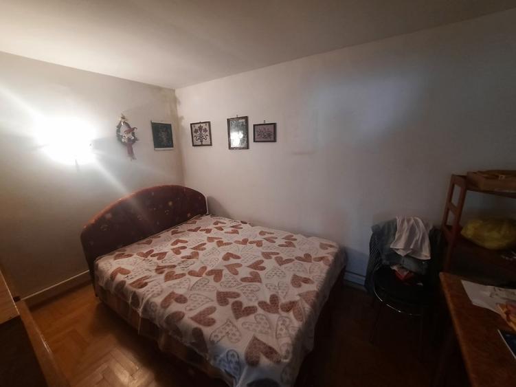 Casă individuală cu 4 camere cu Canalizare în Gara Veche