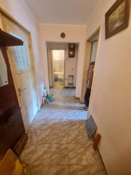 Apartament cu 3 camere decomandat în Mazepa 1