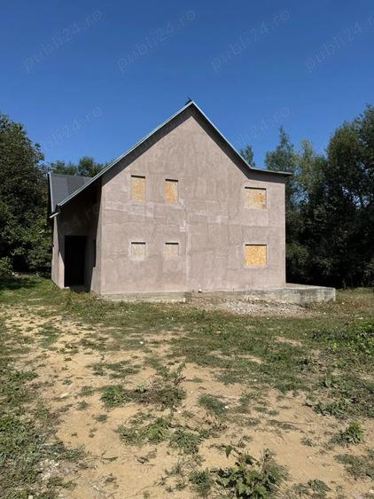 Casă cu 5 camere în Hemeiuș