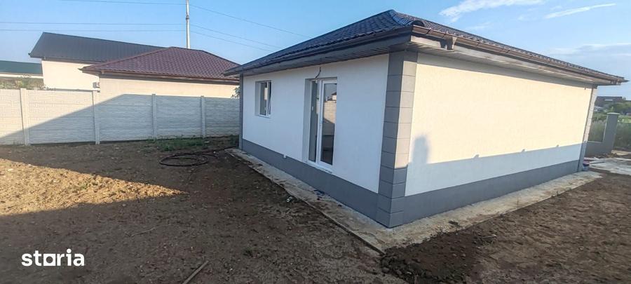 Casă cu 3 camere cu Teren 280 Mp în Central
