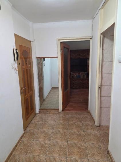 Apartament cu 2 camere decomandat, mobilat în Pantelimon