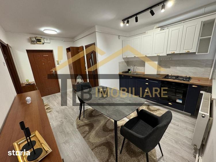 Apartament cu 2 camere decomandat în Cornișa