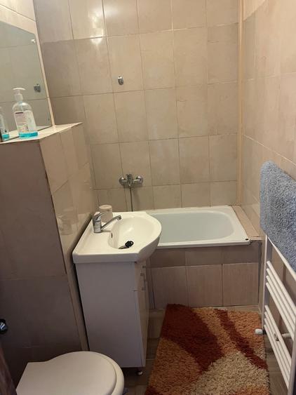 Garsonieră decomandată în Central