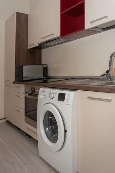 Apartament cu 2 camere, mobilat în Ultracentral