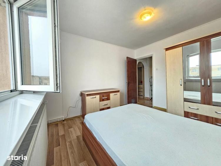 Apartament cu 3 camere decomandat în Găvana