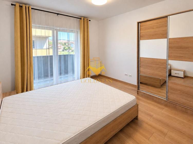 Apartament cu 3 camere semidecomandat, mobilat în Florești
