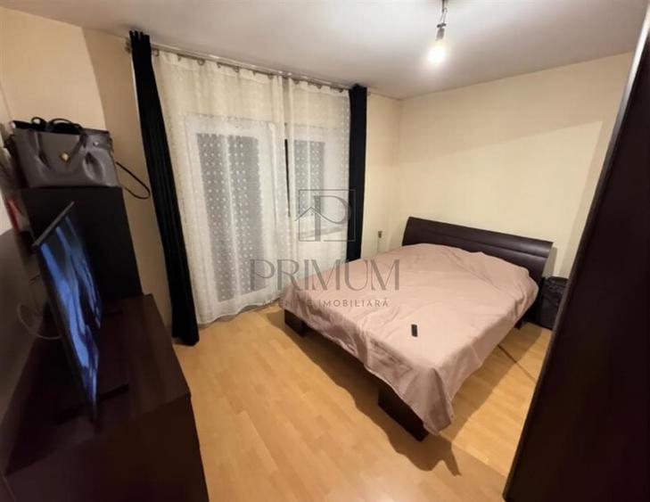 Apartament cu 3 camere decomandat, mobilat în Bucovina