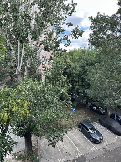 Apartament cu 3 camere decomandat, mobilat în Militari