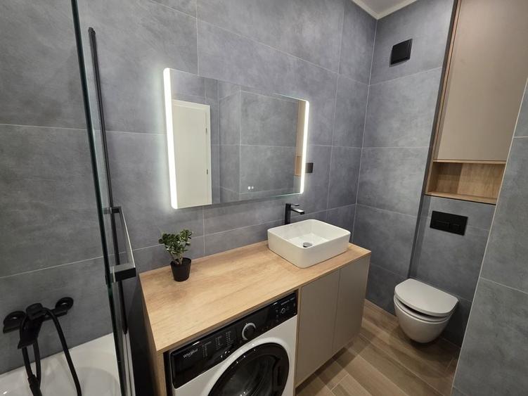Apartament cu 2 camere decomandat în Florești