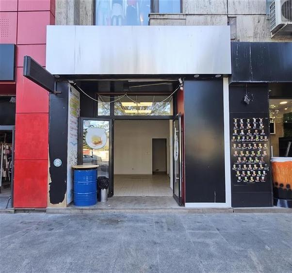 Spațiu comercial, de 45 mp, în P-ța Unirii