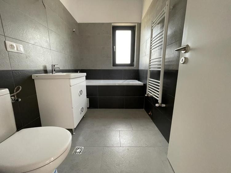 Apartament cu 2 camere decomandat în Sânpetru