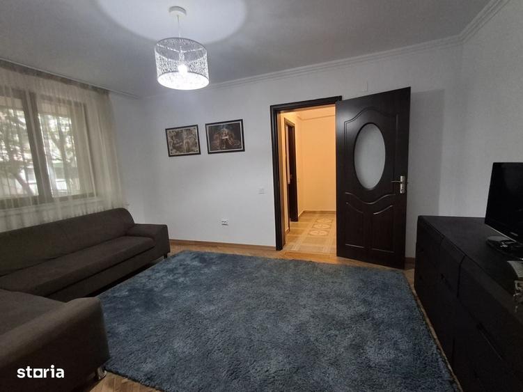 Apartament cu 2 camere semidecomandat în Central