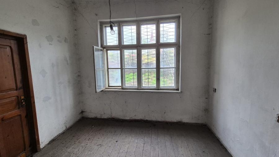 Casă individuală cu 7 camere cu Teren 666 Mp în Aiud