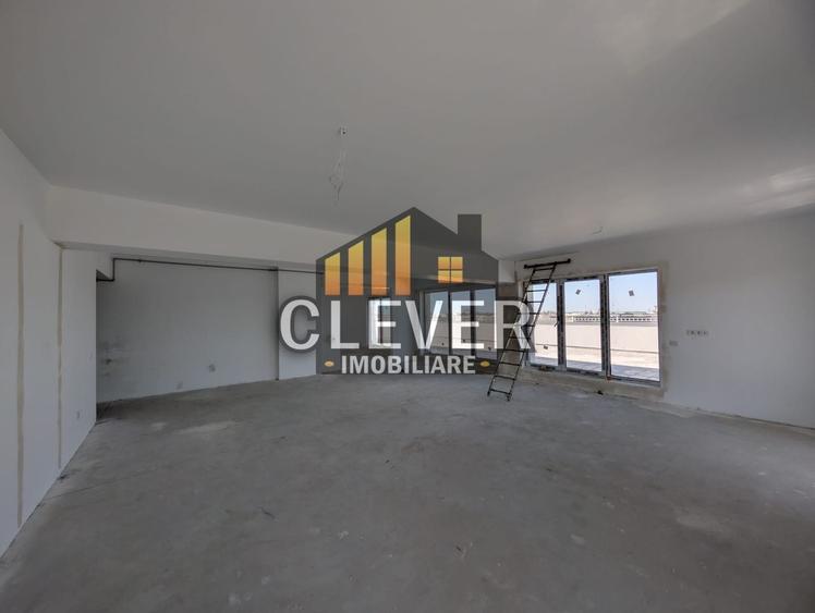 Penthouse cu 4 camere decomandat în Theodor Pallady