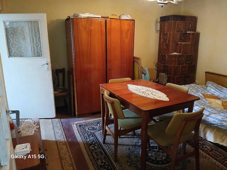 Casă cu 3 camere cu Teren 1400 Mp în Central