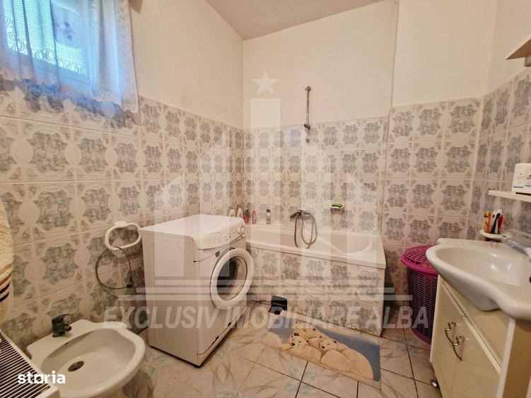 Casă cu 4 camere în Sânmiclăuș