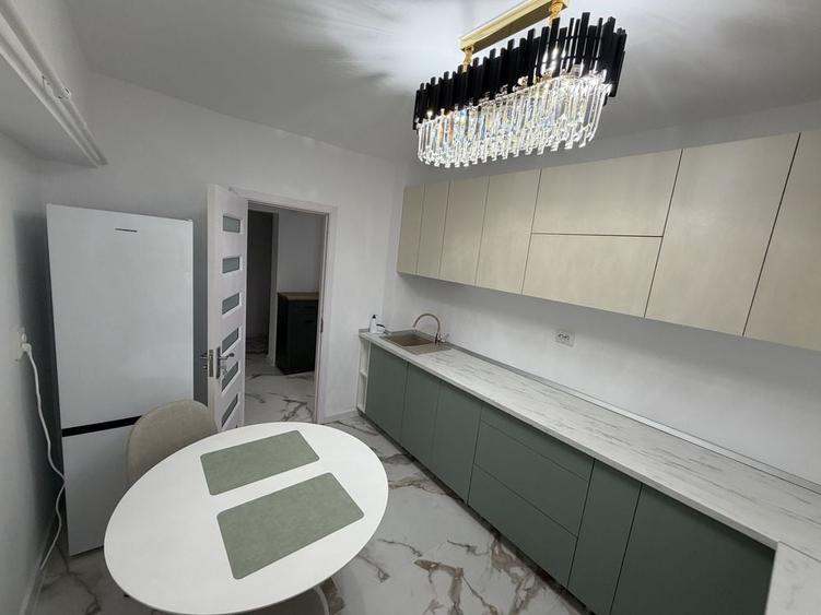 Apartament cu 2 camere decomandat în Ultracentral