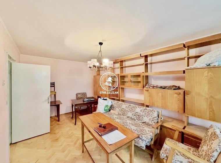 Apartament cu 3 camere decomandat în Tătărași