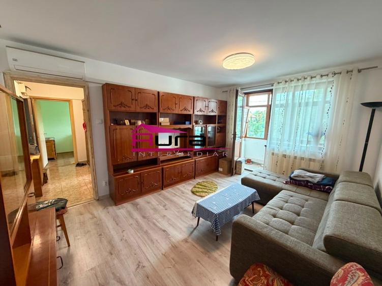 Apartament 3 camere Str.Victoriei - 1