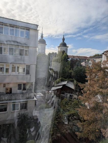 Apartament cu 2 camere decomandat în Exterior Vest