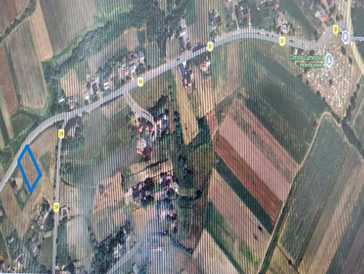 Teren de 2000 mp, în Zvoriștea