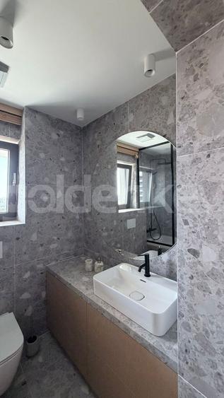 Apartament cu 3 camere decomandat, mobilat în Barbu Văcărescu