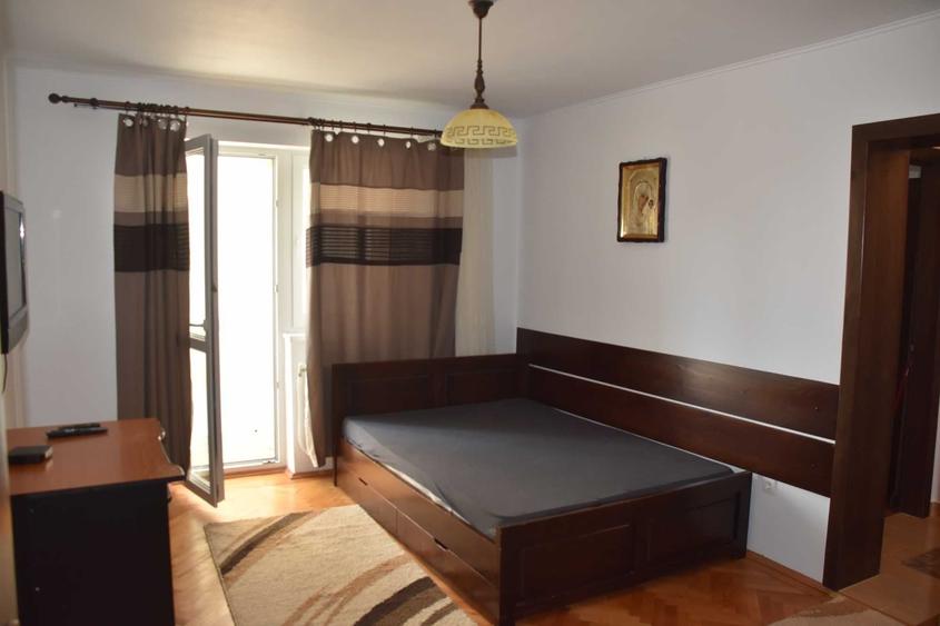 Apartament cu 2 camere semidecomandat în Sud
