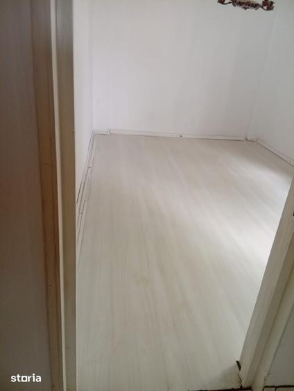 Apartament cu 2 camere decomandat în Berceni